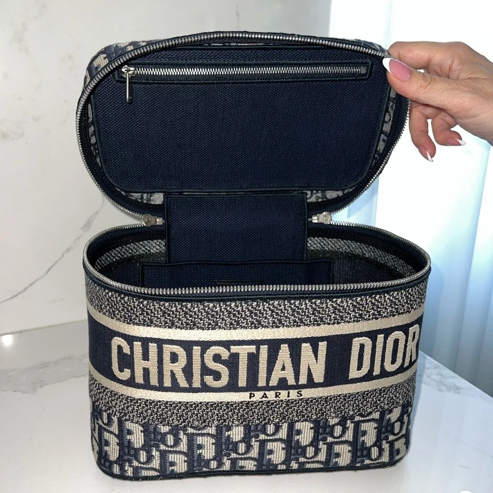 Dior  トラベルコレクション Dior | Bags | Diortravel Vanity Case | Poshmark